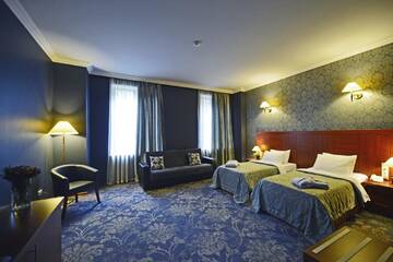 Двухместный номер Делюкс с 2 отдельными кроватями в Отеле Hotel Astoria Tbilisi